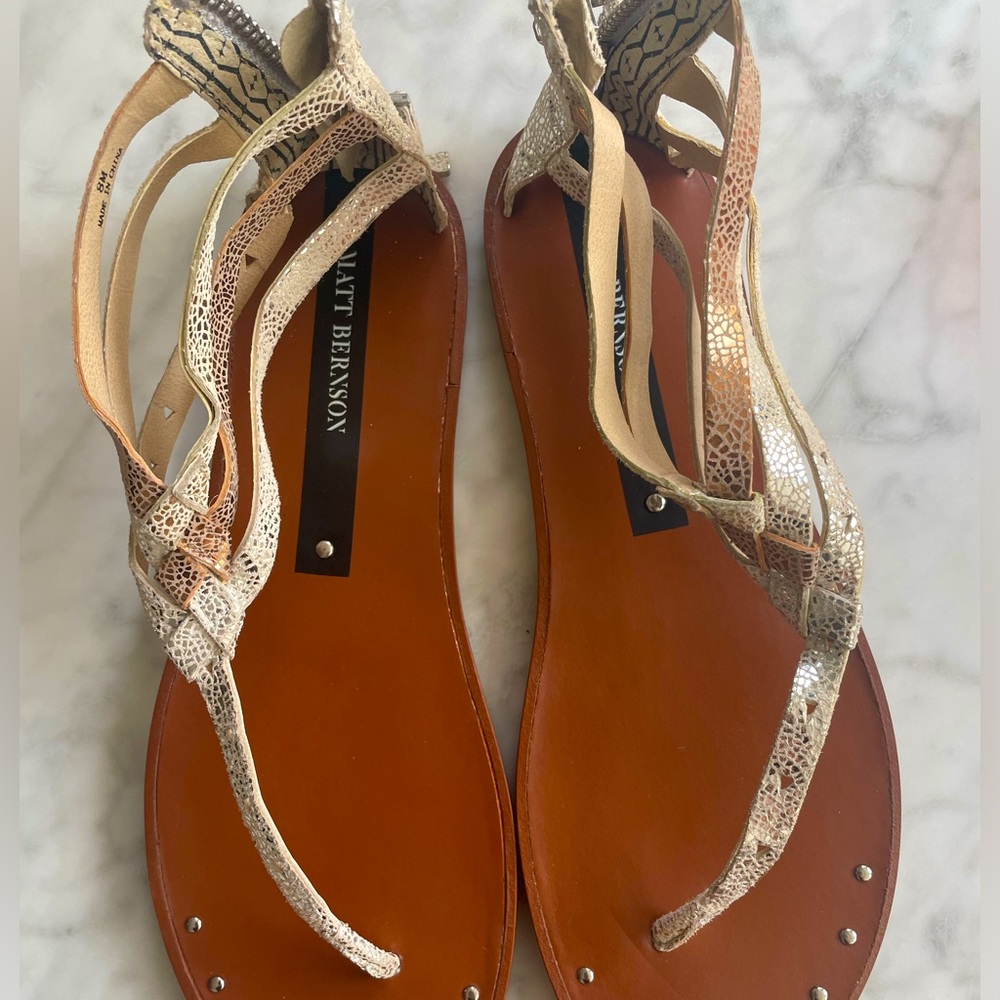 NWOT Matt Bernson 100% leather sandals